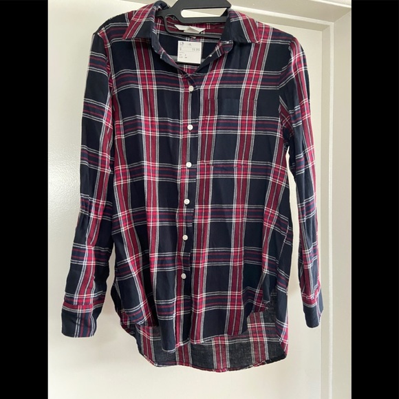 H & M long sleeve top - Picture 2 of 2